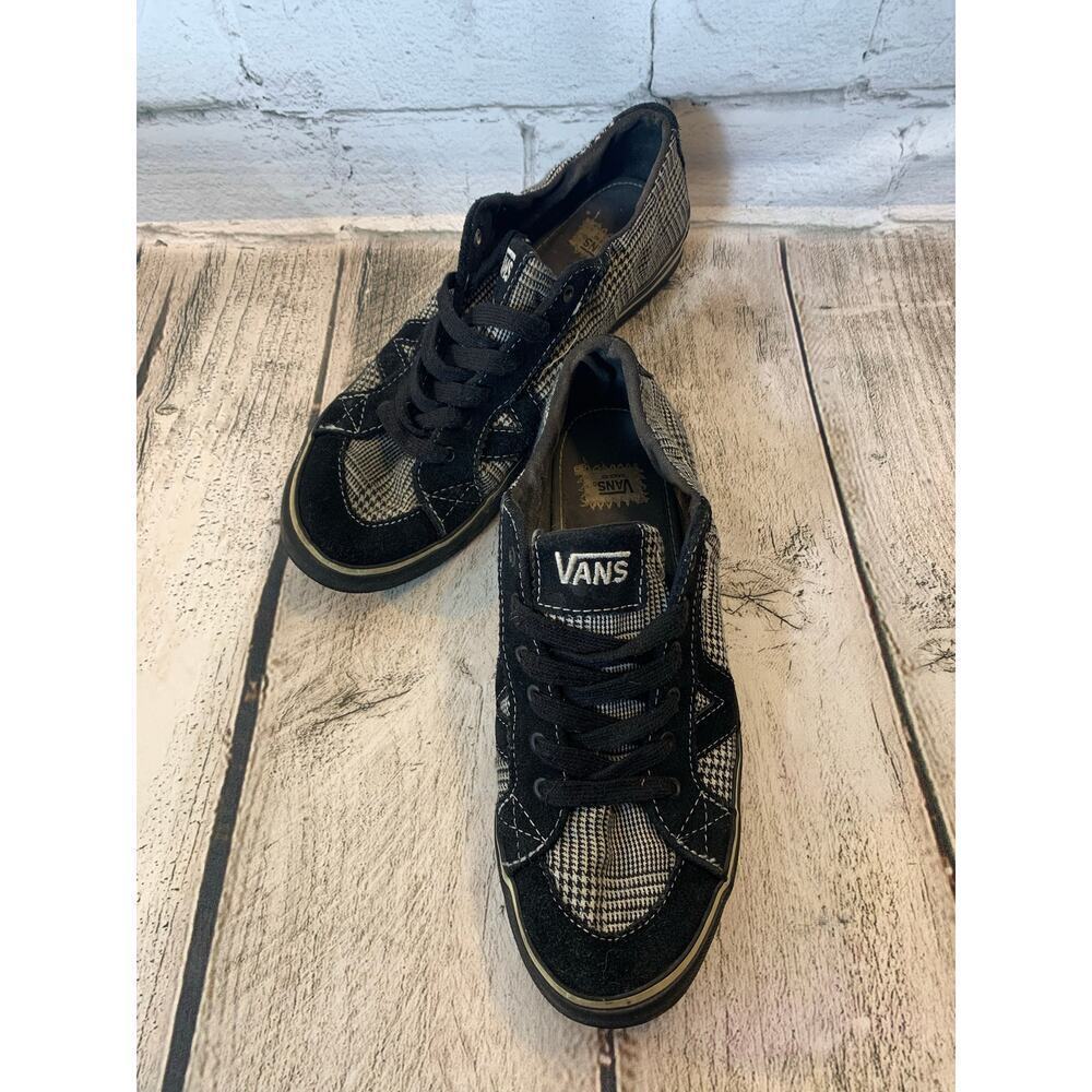 VANS Women’s Tory Casual Sneakers / Size: 9